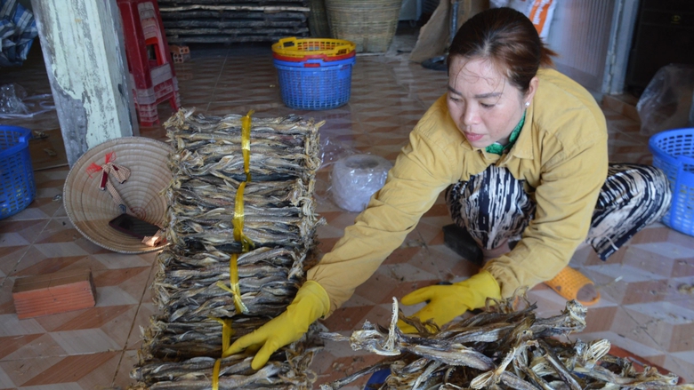 L&agrave;ng c&aacute; kh&ocirc; lớn nhất C&agrave; Mau tất bật chuẩn bị cho vụ Tết- Ảnh 12.