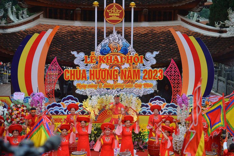 Lễ hội chùa Hương 2023