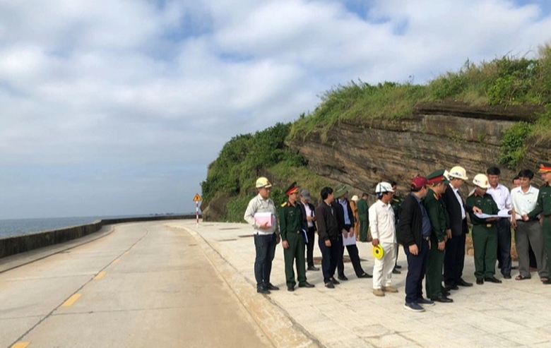 Con đường mới mở cửa cho đ&ocirc; thị biển giữa tr&ugrave;ng dương- Ảnh 1.