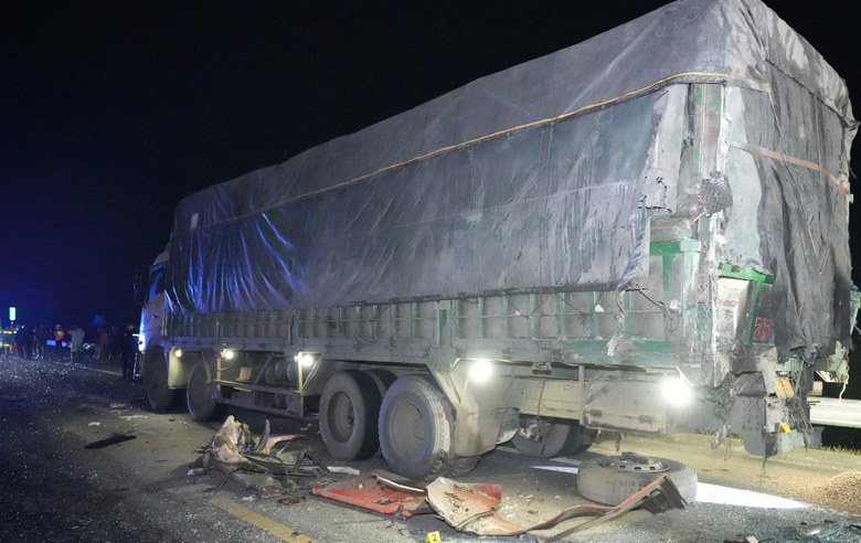 Li&ecirc;n tiếp xảy ra TNGT tr&ecirc;n cao tốc Cam Lộ - La Sơn: Thủ tướng y&ecirc;u cầu l&agrave;m r&otilde; tr&aacute;ch nhiệm- Ảnh 1.