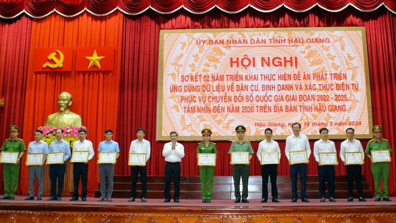 Hậu Giang tập trung quyết liệt ho&agrave;n th&agrave;nh c&aacute;c chỉ ti&ecirc;u Đề &aacute;n 06- Ảnh 2.