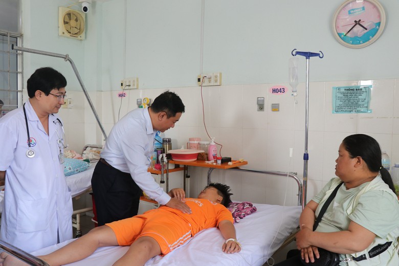 Vụ nghi ngộ độc cơm g&agrave; tăng l&ecirc;n 345 ca, một thai phụ diễn biến nặng- Ảnh 1.