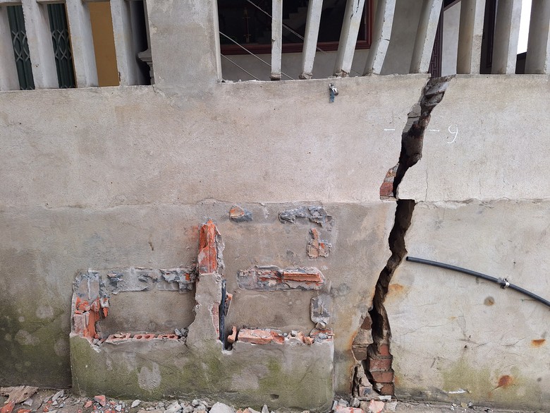 Bắc Ninh: Di dời khẩn cấp 7 hộ d&acirc;n v&igrave; sạt lở gần 1km bờ s&ocirc;ng Cầu- Ảnh 3.