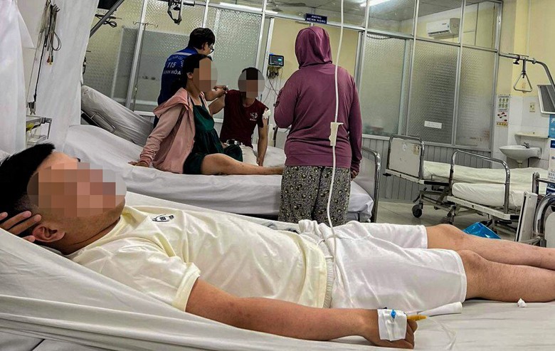 Vụ nghi ngộ độc cơm g&agrave; ở Kh&aacute;nh H&ograve;a tăng th&ecirc;m 13 người- Ảnh 1.