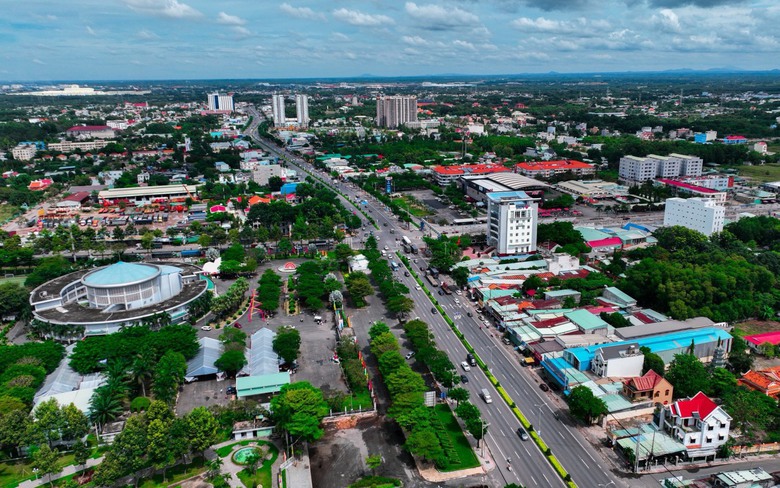 Đồng Nai muốn xin cơ chế ri&ecirc;ng x&acirc;y dựng c&aacute;c cầu vượt, n&uacute;t giao tr&ecirc;n tuyến QL51