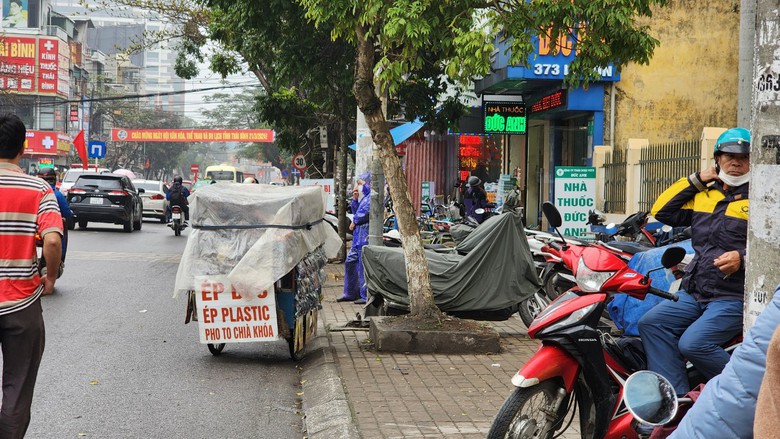 Th&aacute;i B&igrave;nh: Hỗn độn c&aacute;c 