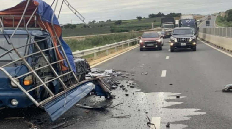 Gặp sự cố tr&ecirc;n tuyến cao tốc mới, l&aacute;i xe phải l&agrave;m g&igrave;?- Ảnh 4.