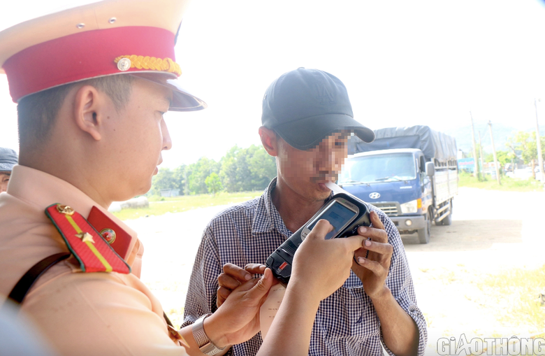 L&acirc;m Đồng: Kỷ luật 3 c&aacute;n bộ, c&ocirc;ng chức, vi&ecirc;n chức vi phạm nồng độ cồn- Ảnh 1.