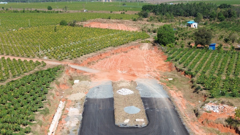 Cuối th&aacute;ng 4, th&ocirc;ng xe đường nối cao tốc Phan Thiết - Dầu Gi&acirc;y- Ảnh 2.