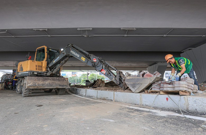 Cận cảnh cầu vượt nút giao Mai Dịch trước ngày về đích- Ảnh 13. Cận cảnh cầu vượt nút giao Mai Dịch trước ngày về đích- Ảnh 13.