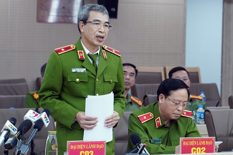 Vụ chủ tịch An Giang bị bắt: Nh&oacute;m c&aacute;t tặc thu lời bất ch&iacute;nh 253 tỷ- Ảnh 1.