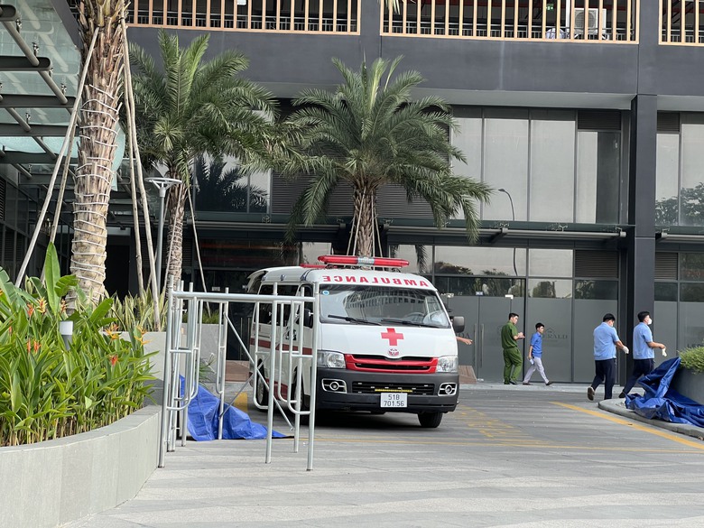 C&ocirc; g&aacute;i rơi từ tầng 23 chung cư ở B&igrave;nh Dương tử vong- Ảnh 1.