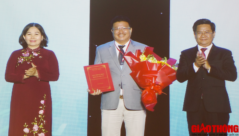 Phó thủ tướng: Đưa Bà Rịa - Vũng Tàu thành nơi đáng sống, đầu tư và trải nghiệm- Ảnh 6. Phó thủ tướng: Đưa Bà Rịa - Vũng Tàu thành nơi đáng sống, đầu tư và trải nghiệm- Ảnh 6.