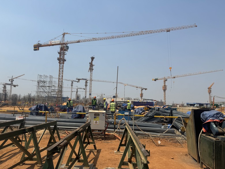 Tận dụng m&ugrave;a kh&ocirc;, huy động 4.000 lao động v&agrave; 2.000 m&aacute;y m&oacute;c thi c&ocirc;ng s&acirc;n bay Long Th&agrave;nh- Ảnh 2.