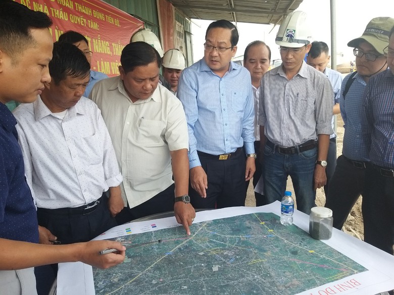 Hơn 30 hộ d&acirc;n chưa nhận tiền đền b&ugrave;, đường kết nối Long An - TP.HCM thi c&ocirc;ng chậm- Ảnh 2.