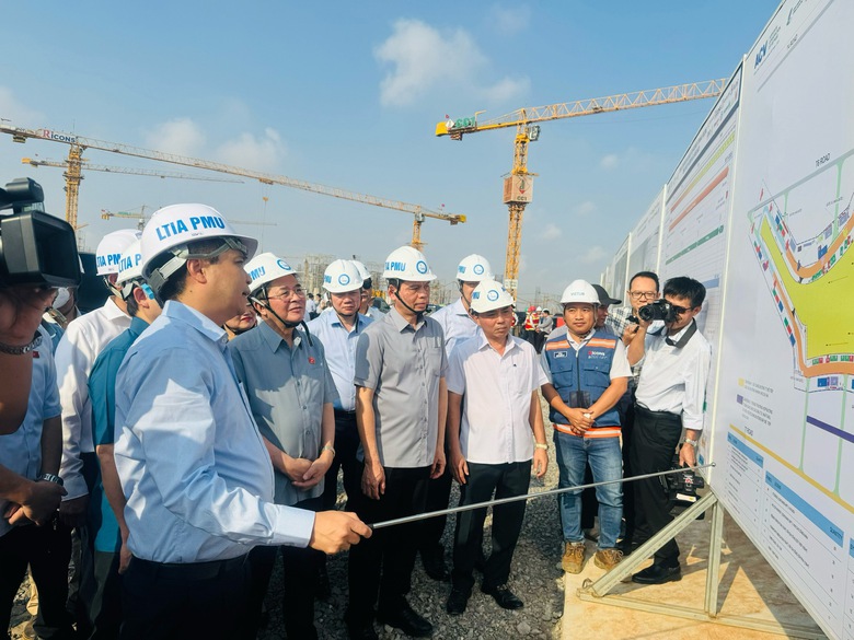 Ph&oacute; chủ tịch Quốc hội: Cần đảm bảo tiến độ, chất lượng s&acirc;n bay Long Th&agrave;nh- Ảnh 3.