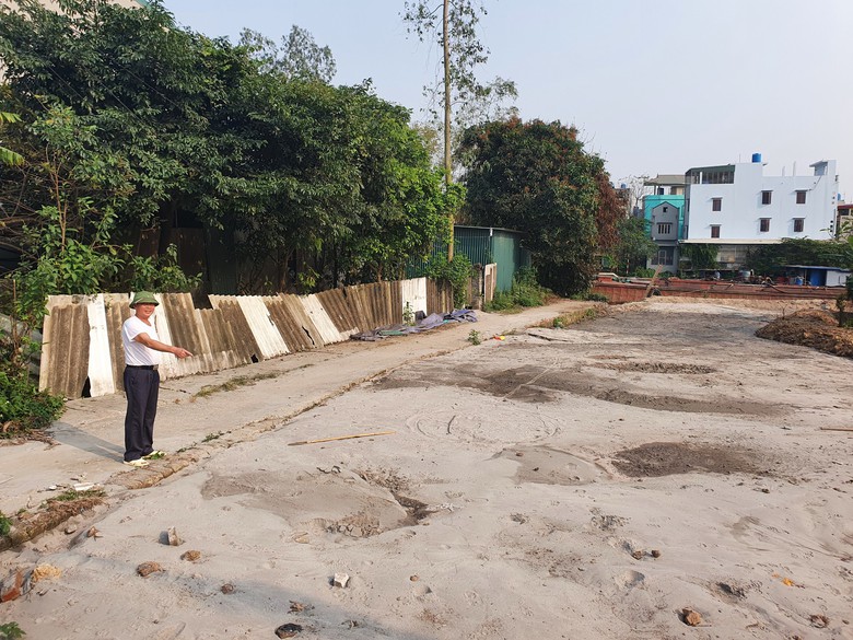 Bất ngờ cảnh học sinh vượt s&ocirc;ng đến trường ở một khu d&acirc;n cư sầm uất- Ảnh 7.