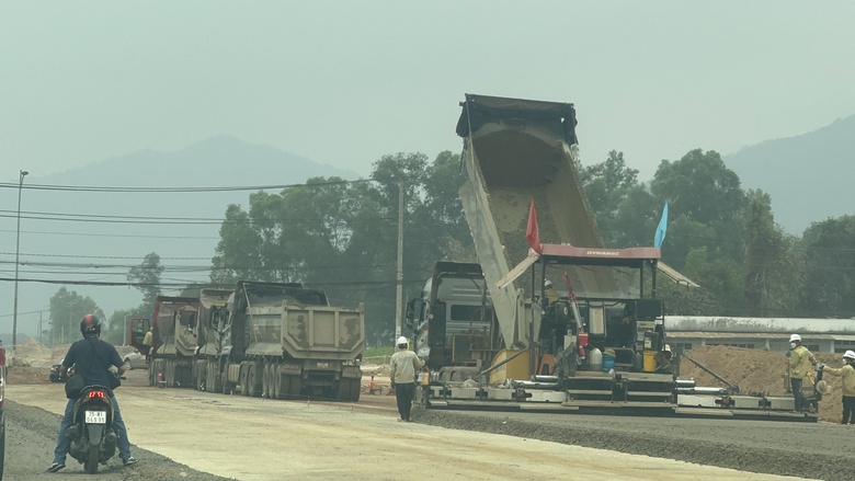 Cao tốc qua B&agrave; Rịa - Vũng T&agrave;u sẽ về đ&iacute;ch trước 3 th&aacute;ng- Ảnh 2.