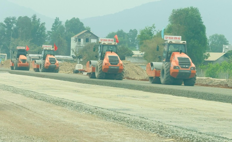 Cao tốc qua B&agrave; Rịa - Vũng T&agrave;u sẽ về đ&iacute;ch trước 3 th&aacute;ng- Ảnh 3.