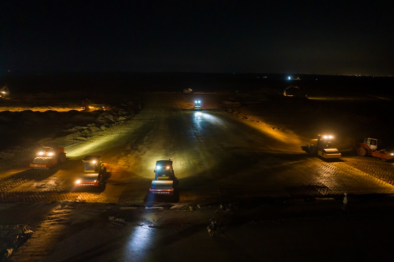 Nghi&ecirc;n cứu đề xuất x&acirc;y th&ecirc;m đường cất, hạ c&aacute;nh số 2 s&acirc;n bay Long Th&agrave;nh- Ảnh 2.