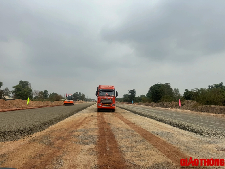 Cao tốc qua B&agrave; Rịa - Vũng T&agrave;u c&ograve;n 4 hộ chưa giao mặt bằng- Ảnh 1.