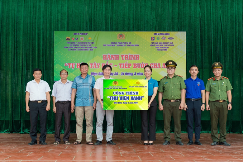 Vietnam Airlines x&acirc;y dựng &ldquo;Thư viện xanh&rdquo; cho học sinh v&ugrave;ng cao- Ảnh 1.