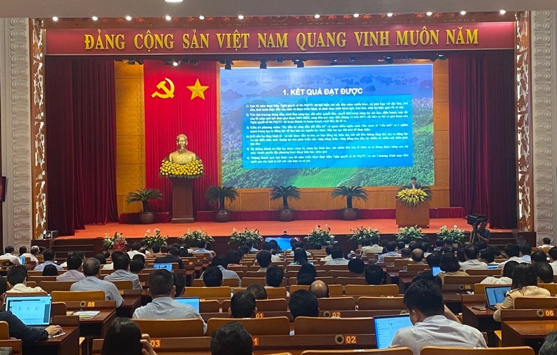 Quảng Ninh: 3 năm, đầu tư thêm 744km đường giao thông các loại- Ảnh 1. Quảng Ninh: 3 năm, đầu tư thêm 744km đường giao thông các loại- Ảnh 1.