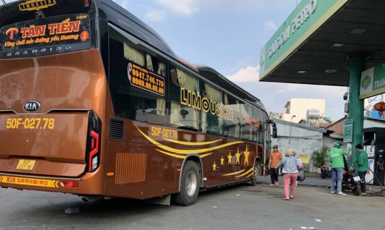 TP.HCM tăng cường xử l&yacute; xe d&ugrave;, bến c&oacute;c trong dịp lễ 30/4 - 1/5- Ảnh 1.