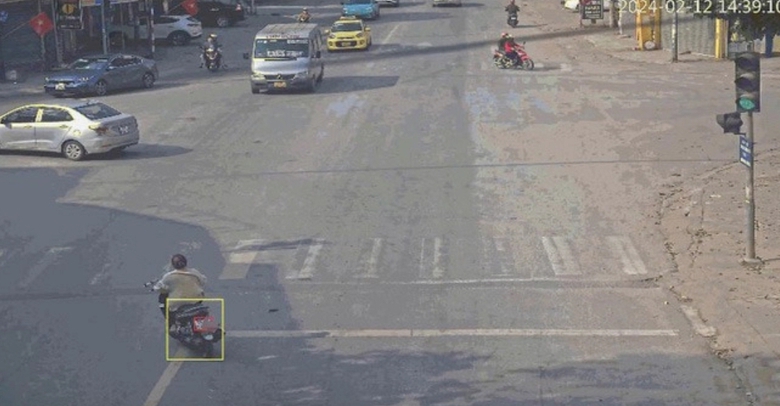 TP.HCM tăng cường xử l&yacute; xe d&ugrave;, bến c&oacute;c trong dịp lễ 30/4 - 1/5- Ảnh 2.