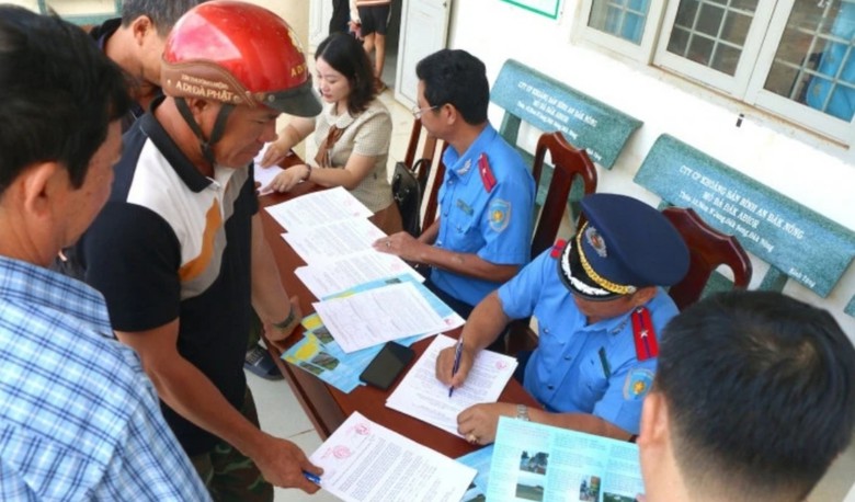 Đắk Nông: Người dân ký cam kết bảo vệ kết cấu hạ tầng giao thông đường Hồ Chí Minh- Ảnh 4. Đắk Nông: Người dân ký cam kết bảo vệ kết cấu hạ tầng giao thông đường Hồ Chí Minh- Ảnh 4.