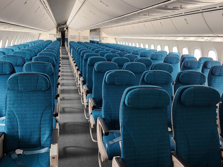 Hé lộ "siêu máy bay" của Vietnam Airlines sắp về Việt Nam- Ảnh 4. Hé lộ "siêu máy bay" của Vietnam Airlines sắp về Việt Nam- Ảnh 4.