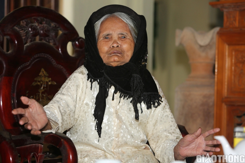 Hồi ức nữ d&acirc;n c&ocirc;ng hỏa tuyến tải đạn l&ecirc;n Điện Bi&ecirc;n- Ảnh 2.