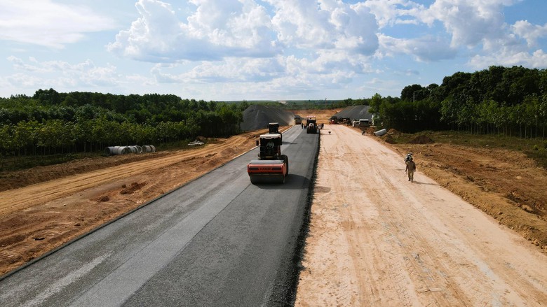 Đẩy tiến độ di dời hạ tầng kỹ thuật phục vụ thi c&ocirc;ng cao tốc Bắc - Nam- Ảnh 1.