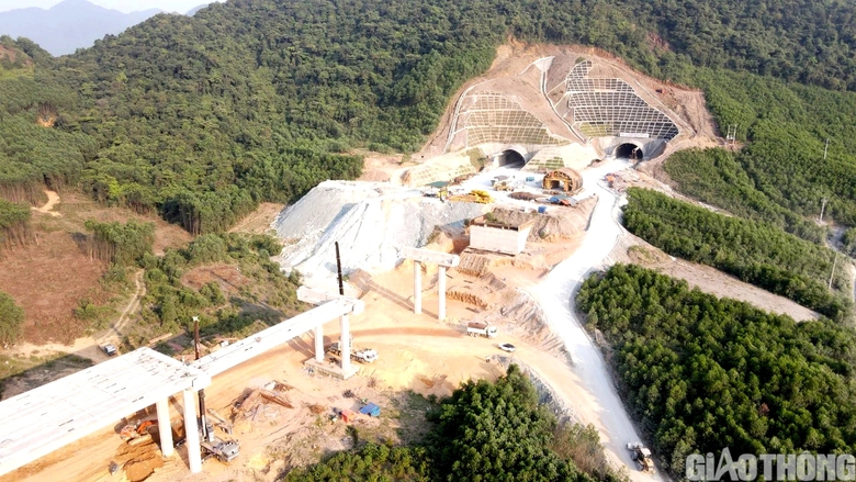 Diện mạo cao tốc Bắc - Nam qua H&agrave; Tĩnh thay đổi từng ng&agrave;y- Ảnh 13.