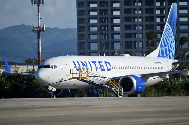 United Airlines thiệt hại 200 triệu USD vì hàng loạt Boeing 737 MAX "đắp chiếu"- Ảnh 1. United Airlines thiệt hại 200 triệu USD vì hàng loạt Boeing 737 MAX "đắp chiếu"- Ảnh 1.
