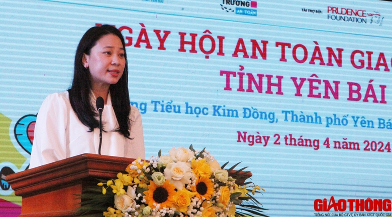 H&agrave;ng trăm học sinh Y&ecirc;n B&aacute;i trải nghiệm tại ng&agrave;y hội ATGT- Ảnh 6.