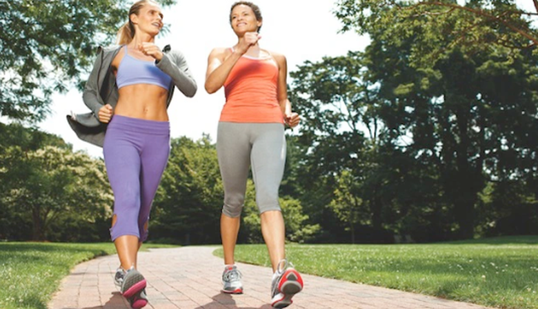 Bất ngờ b&agrave;i tập đơn giản ai cũng c&oacute; thể thực hiện gi&uacute;p bảo vệ sức khỏe, tăng tuổi thọ- Ảnh 3.