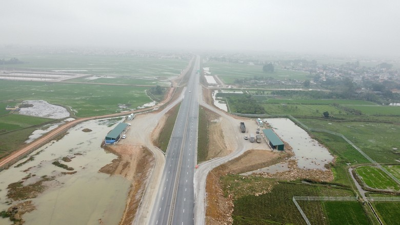 Cao tốc qua Thanh H&oacute;a c&oacute; bao nhi&ecirc;u trạm dừng nghỉ tạm?- Ảnh 1.