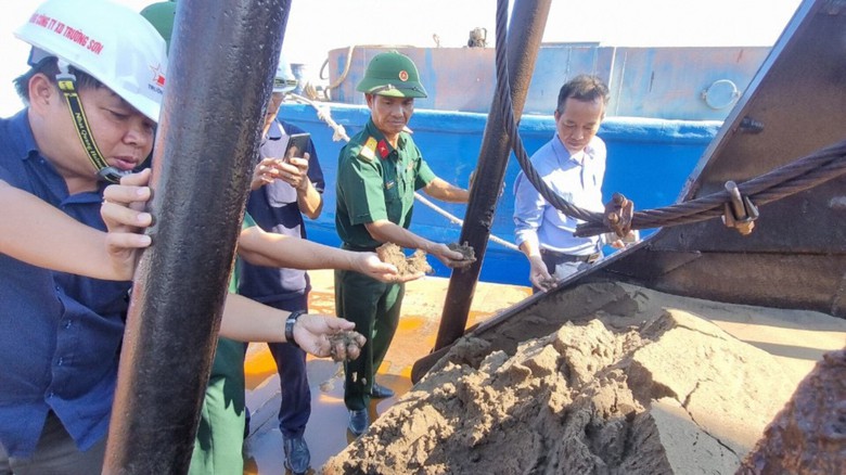 Khai th&aacute;c mỏ c&aacute;t thứ ba ở An Giang phục vụ thi c&ocirc;ng cao tốc trục ngang miền T&acirc;y- Ảnh 2.