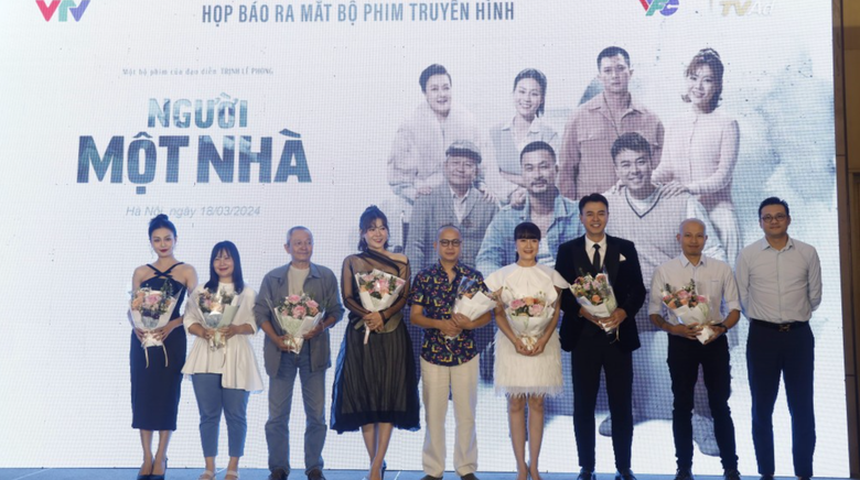 Phim "Người một nh&agrave;" khẳng định sức h&uacute;t nhờ cặp đ&ocirc;i Duy Hưng - Tuấn T&uacute; - Ảnh 2.