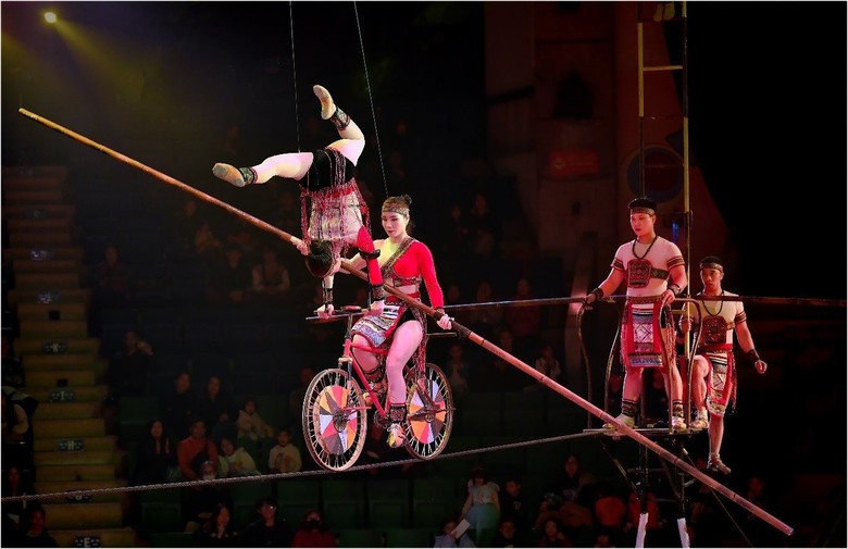 Hà Nội nắng nóng kéo dài, nên đi xem phim ảnh, ca nhạc, giải trí ở đâu?- Ảnh 2. Hà Nội nắng nóng kéo dài, nên đi xem phim ảnh, ca nhạc, giải trí ở đâu?- Ảnh 2.