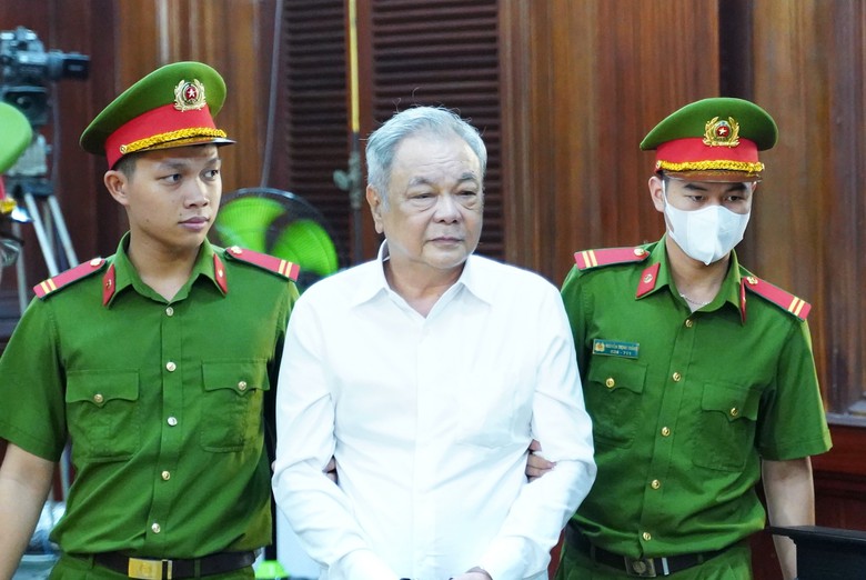 Ông Trần Quí Thanh nói gì ở lời sau cùng trước tòa?- Ảnh 1. Ông Trần Quí Thanh nói gì ở lời sau cùng trước tòa?- Ảnh 1.