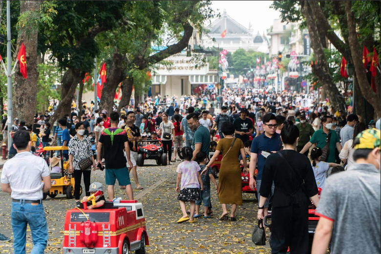 Hà Nội nắng nóng kéo dài, nên đi xem phim ảnh, ca nhạc, giải trí ở đâu?- Ảnh 1. Hà Nội nắng nóng kéo dài, nên đi xem phim ảnh, ca nhạc, giải trí ở đâu?- Ảnh 1.