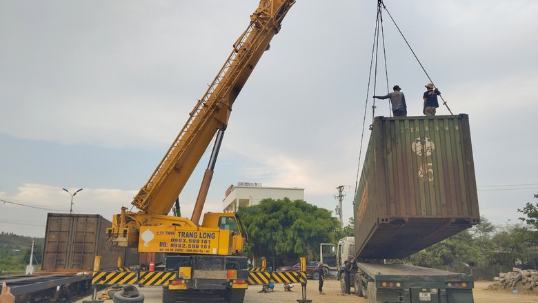 Thiệt hại gần 20 tỷ đồng do sự cố sụt hầm đường sắt B&atilde;i Gi&oacute;- Ảnh 2.