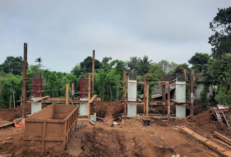 Cận mốc b&agrave;n giao mặt bằng, dự &aacute;n cao tốc Vạn Ninh - Cam Lộ vẫn ngổn ngang- Ảnh 11.