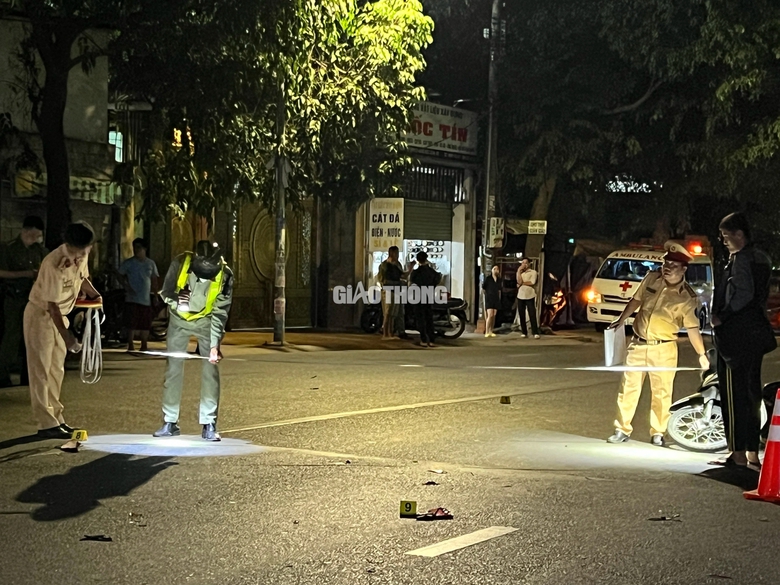 Bị đuổi đ&aacute;nh, 2 thiếu ni&ecirc;n ph&oacute;ng xe g&acirc;y tai nạn, 2 người tử vong- Ảnh 2.