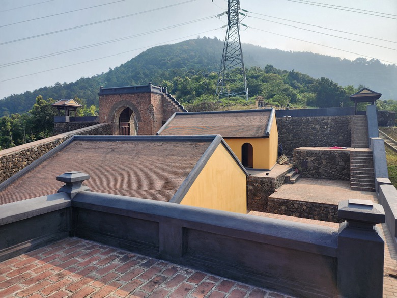 Ngắm "Thi&ecirc;n hạ đệ nhất h&ugrave;ng quan" sau khi được phục dựng- Ảnh 13.