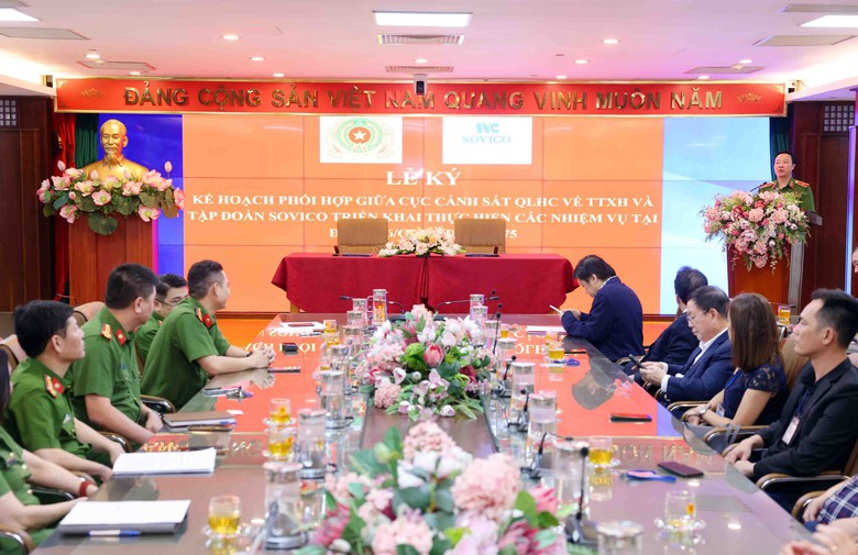 Cục trưởng C06: Ph&aacute;t triển ngay ứng dụng phục vụ chuyển đổi số quốc gia- Ảnh 1.