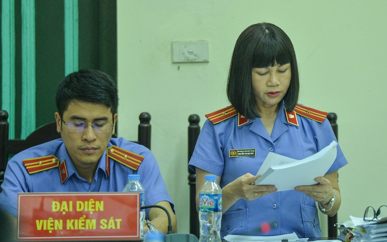 VKS nhận định siêu xe, nhà không liên quan đến hành vi của trùm đường dây cờ bạc nghìn tỷ - Ảnh 1. VKS nhận định siêu xe, nhà không liên quan đến hành vi của trùm đường dây cờ bạc nghìn tỷ - Ảnh 1.