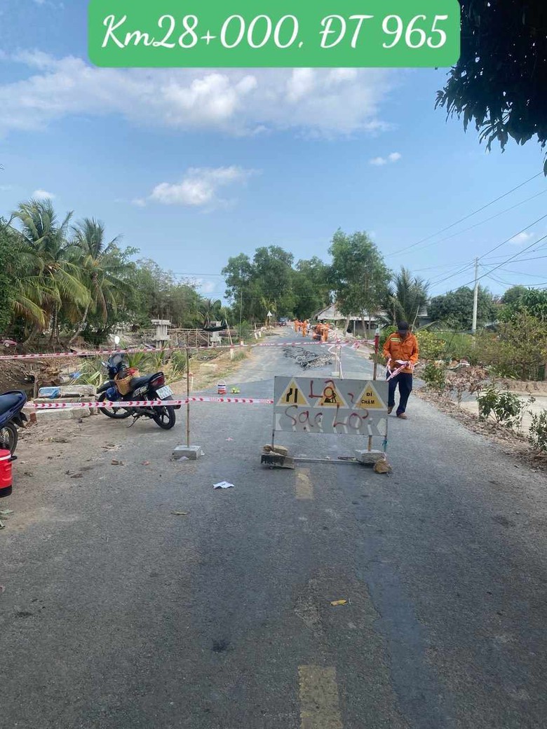 Sạt lở, sụt l&uacute;n đường ở Ki&ecirc;n Giang g&acirc;y thiệt hại hơn 88 tỷ đồng- Ảnh 3.